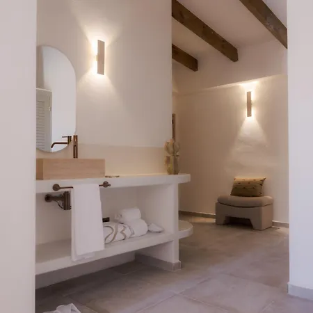 Sant Blai Boutique - *